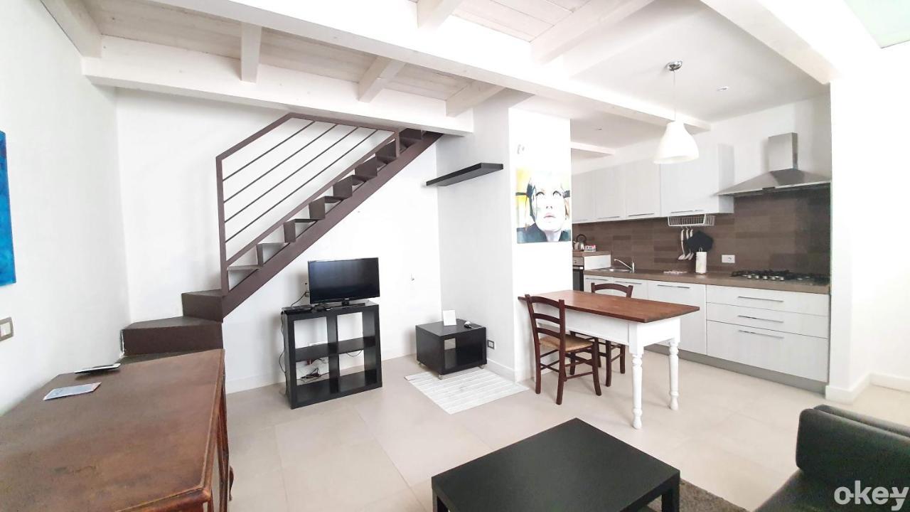 Urban Cottage - Casa Vacanze Bari Ngoại thất bức ảnh